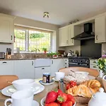 2 Bed In Oc-g0059 * Richmond (North Yorkshire)